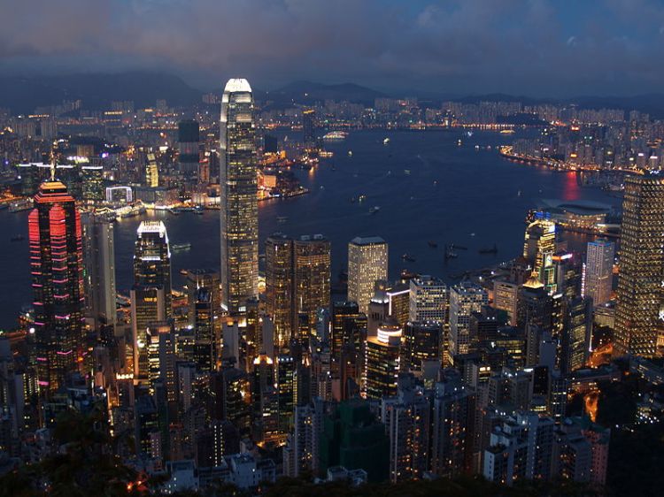 800px-Hongkong_Evening_Skyline